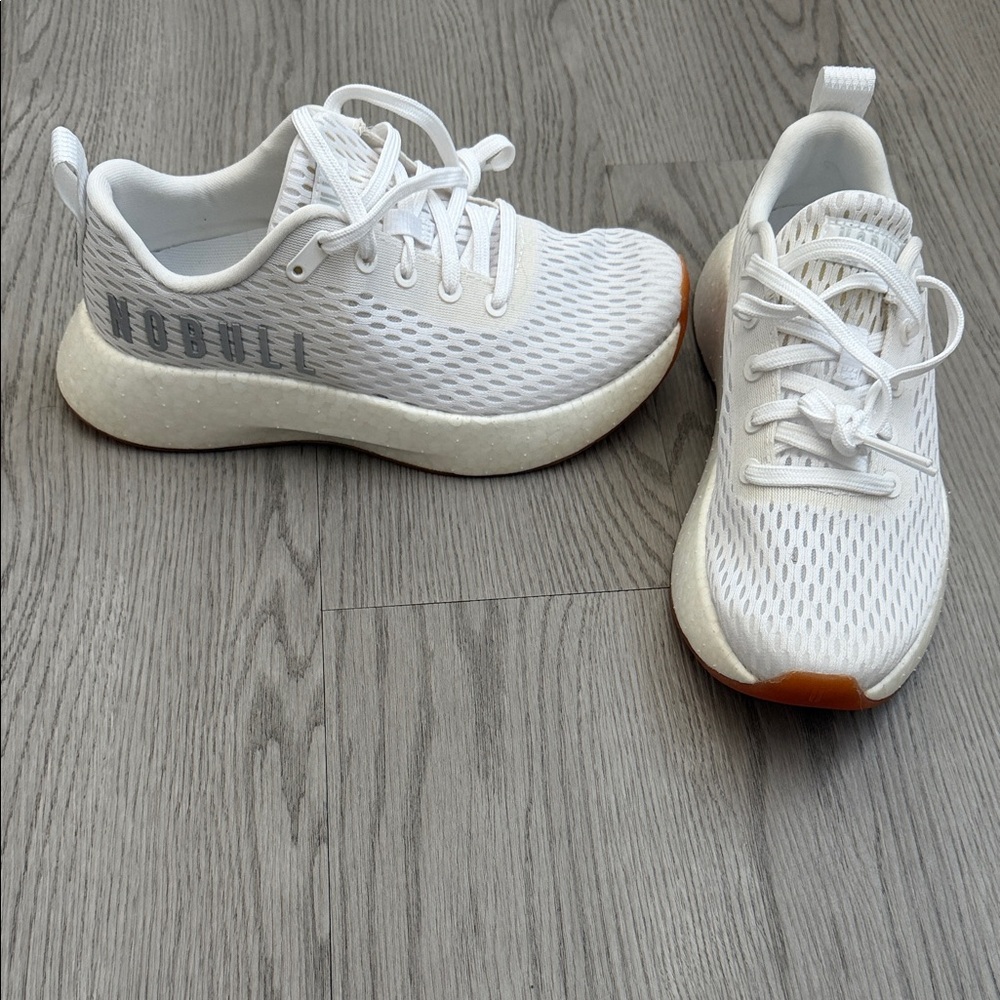 NOBULL Women’s Journey 👟- White, Size 7.5